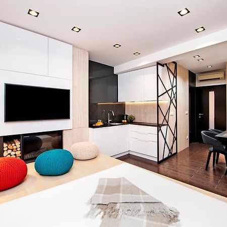 Apartments Casa Dekic ロヴィニ エクステリア 写真