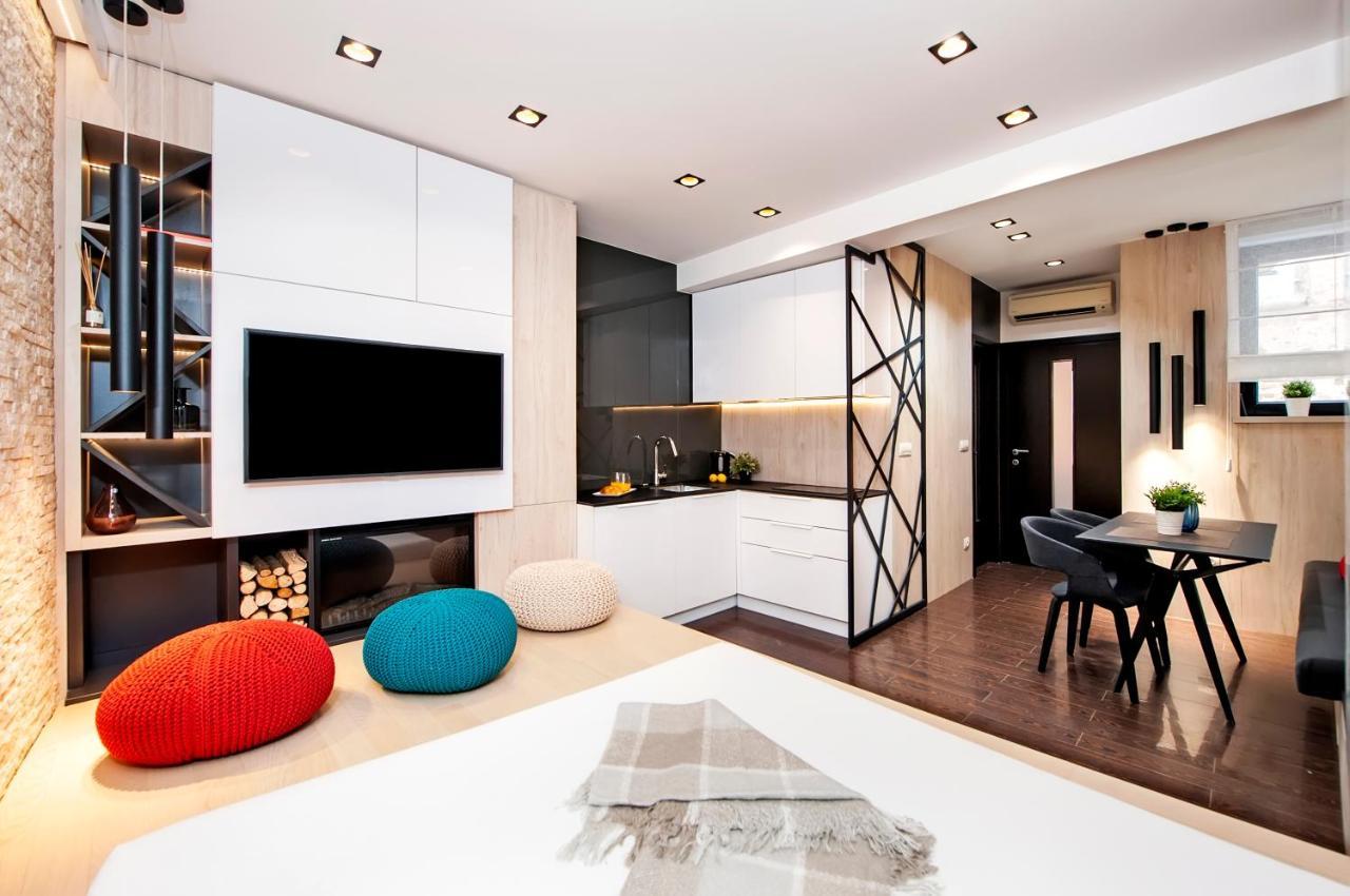 Apartments Casa Dekic ロヴィニ エクステリア 写真