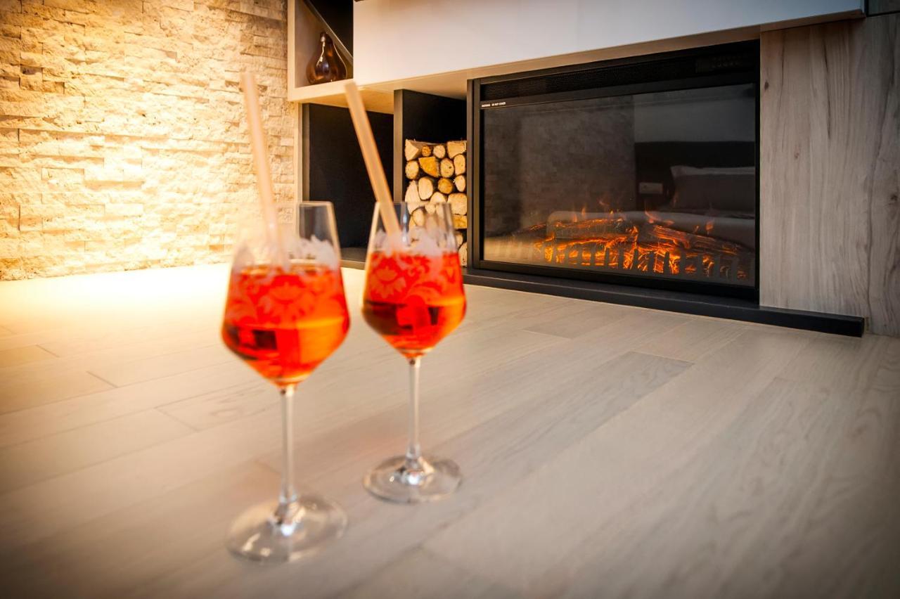 Apartments Casa Dekic ロヴィニ エクステリア 写真