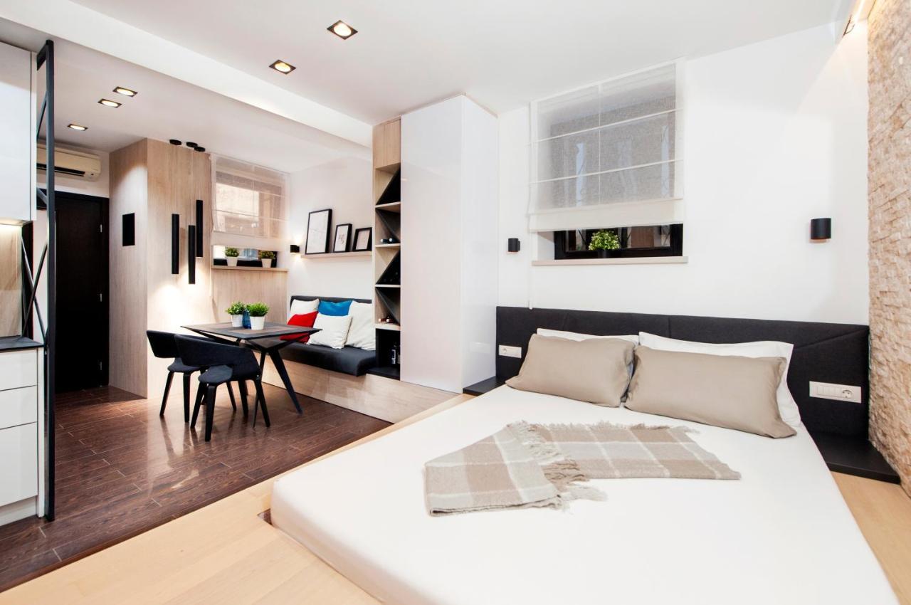 Apartments Casa Dekic ロヴィニ エクステリア 写真